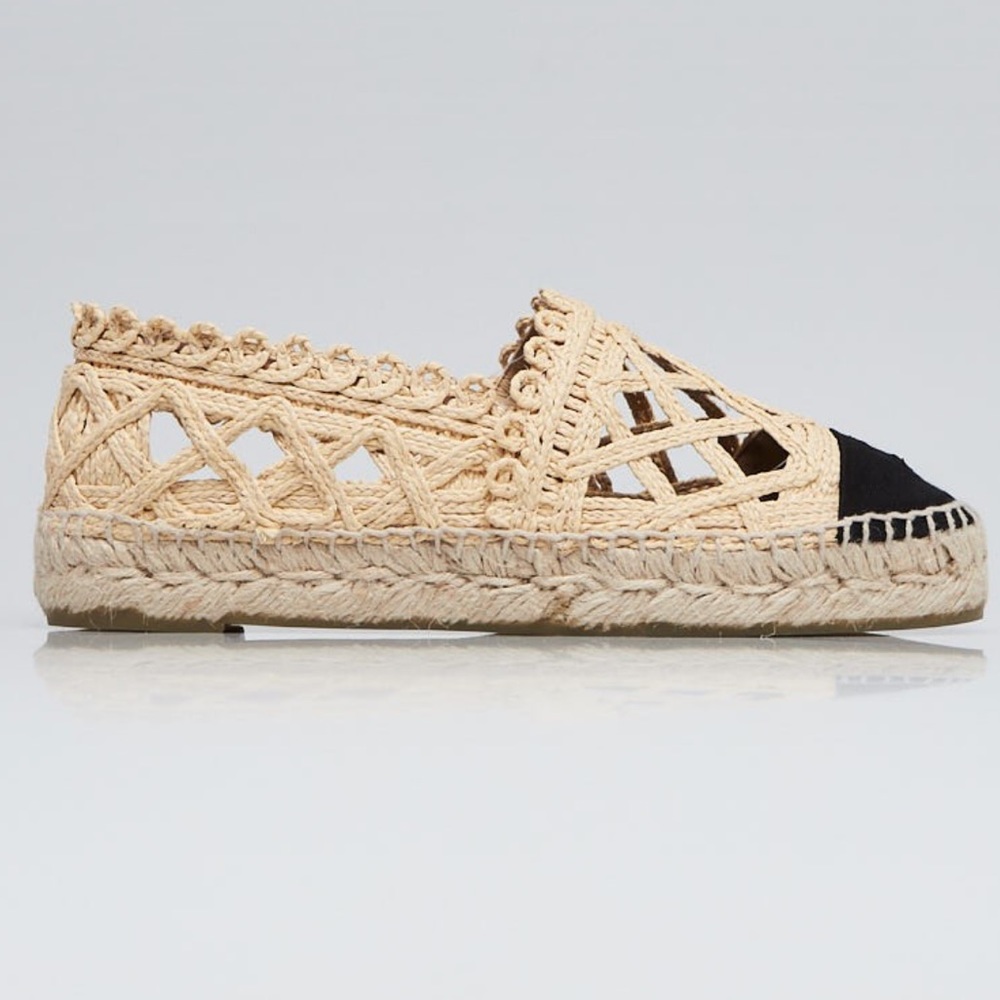 SOLD SOLD 💯 Authentic Chanel Woven Espadrilles